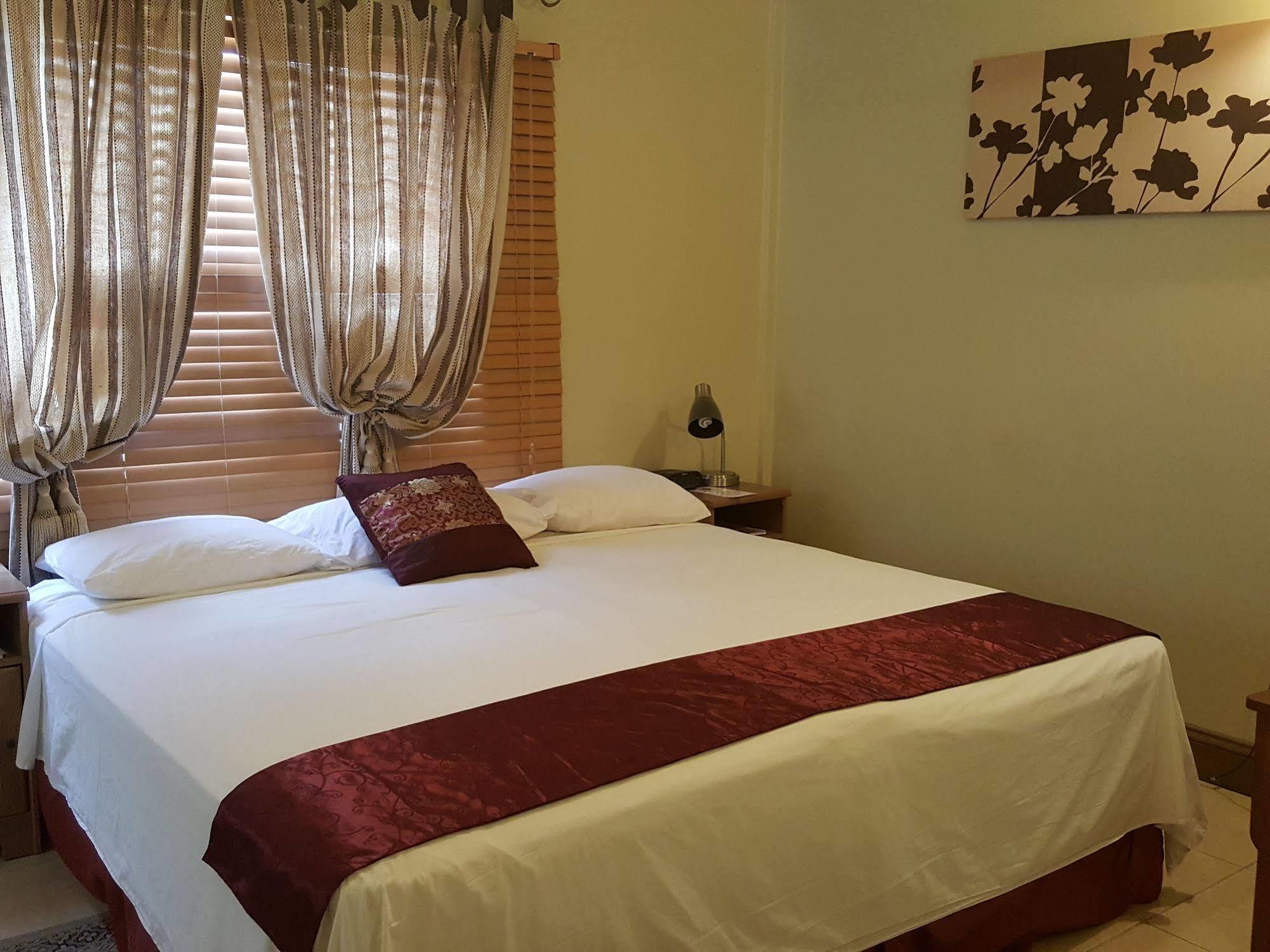 Savannah Maison Guest House Port of Spain Екстериор снимка